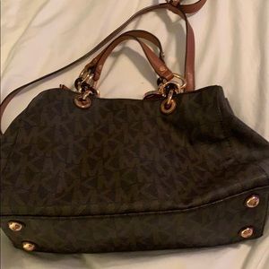 Micheal Kors logo leather satchel